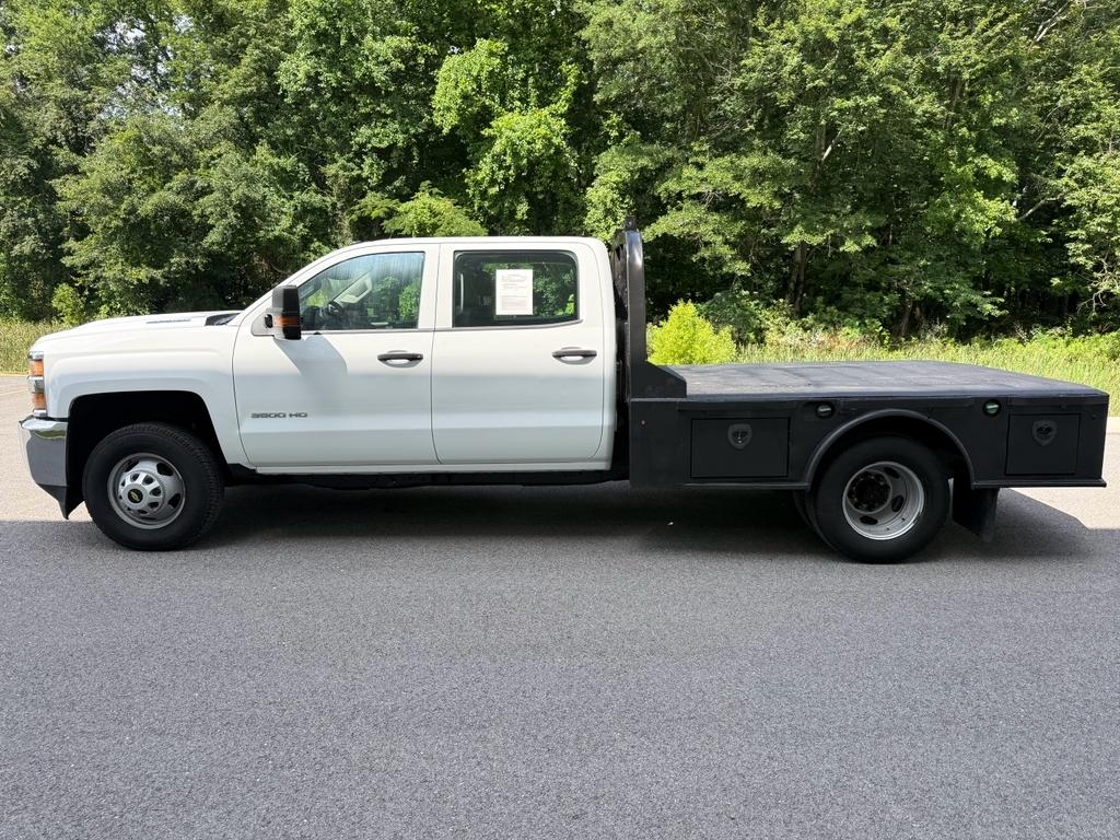 chevrolet silverado 3500 chassis cab 2017 1GB4KYCY7HF177976 image chevrolet silverado 3500 chassis cab 2017 1GB4KYCY7HF177976 image